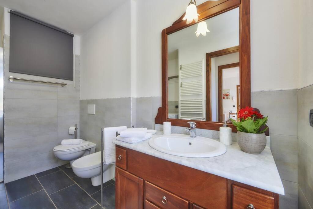 Casa Ducale Como Lake View Мандельо дел Ларио Екстериор снимка