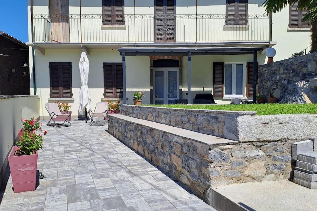 Casa Ducale Como Lake View Мандельо дел Ларио Екстериор снимка
