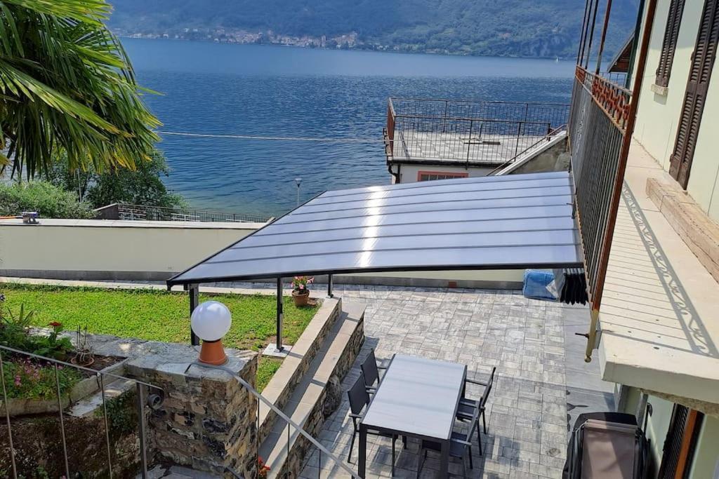 Casa Ducale Como Lake View Мандельо дел Ларио Екстериор снимка